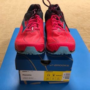 Women’s Brooks Mazama